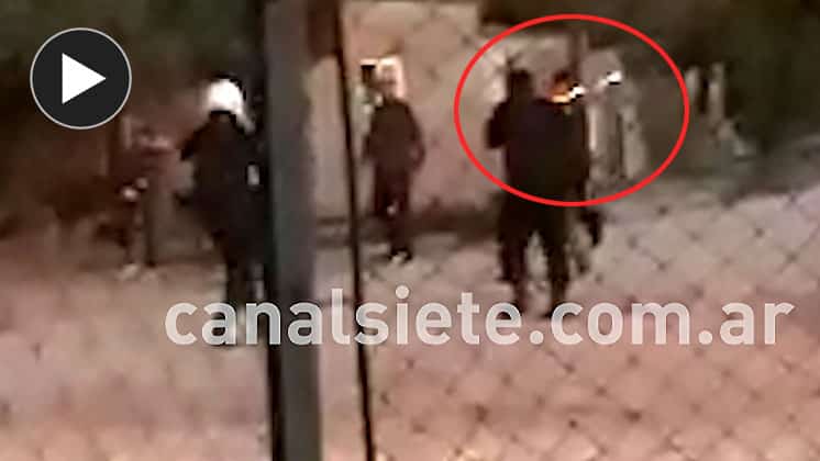Mirá cómo fue la batalla campal en el Guanaco con corridas y tiros