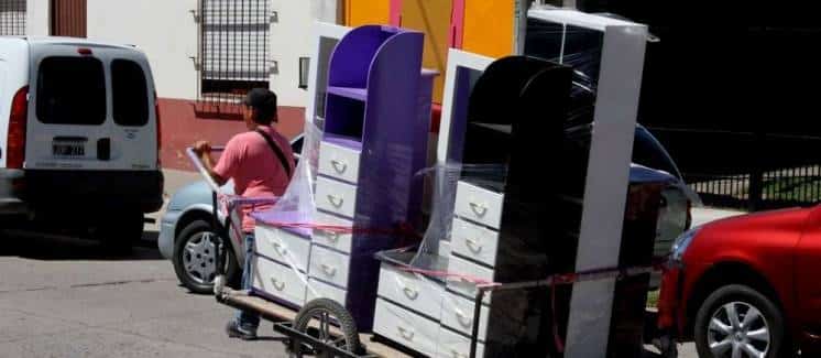 Banda de usureros: Ingresaban a los barrios con la excusa de vender muebles