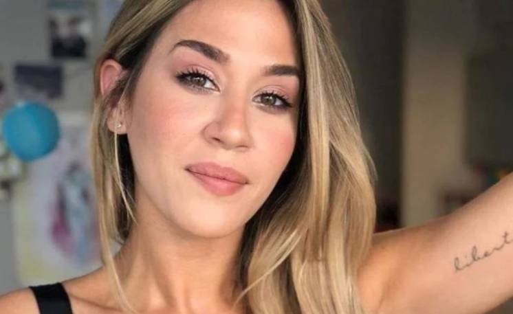 Jimena Barón, a los besos con el cantante Romeo el Santo