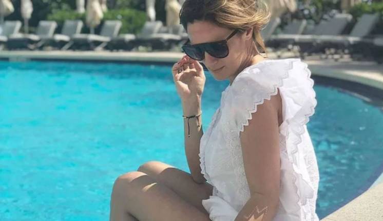 Paula Chaves posó con las mujeres de su casa: “21 semanas”
