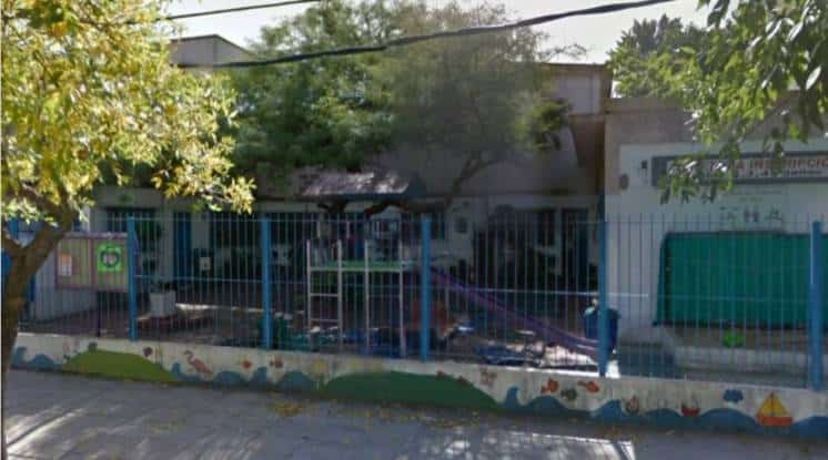 En un jardín de San Isidro una madre le arrancó el cuero cabelludo a la directora