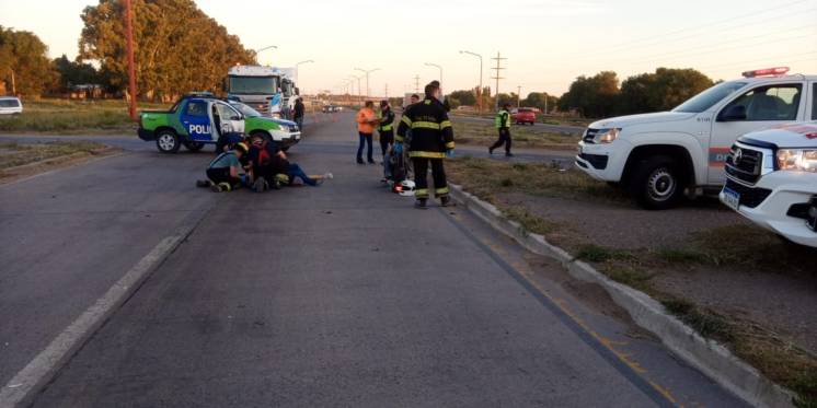 Accidente en la rotonda de Grünbein: Una embarazada trasladada de urgencia