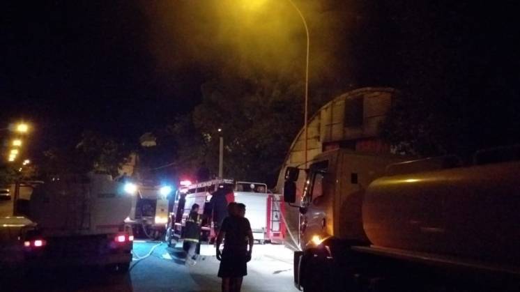 Un incendio destruyó un galpón