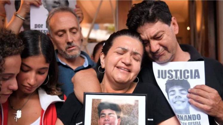 Tras el crimen en Villa Gesell, impulsan la “Ley Fernando” para aplicar la “mano prohibida” a los rugbiers