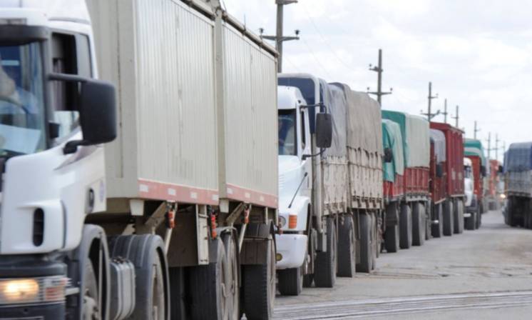 La preocupación por camiones que llegan desde el exterior al país
