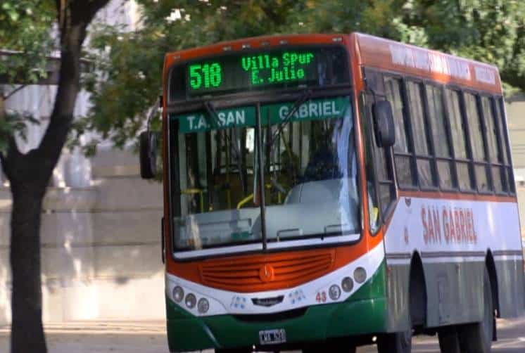 Se levantó el paro de colectivos en la empresa San Gabriel