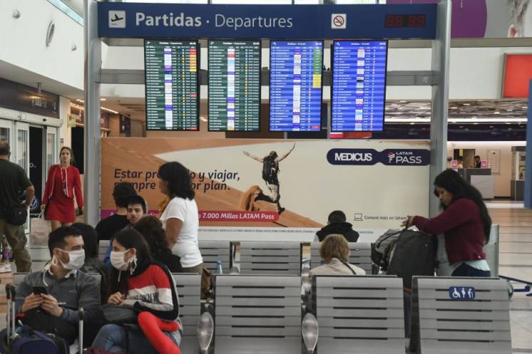Bahienses varados en el exterior