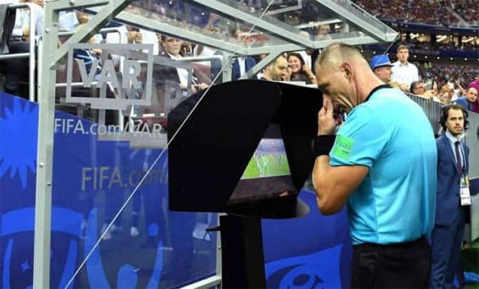 El VAR comienza a transitar su implementación de manera virtual