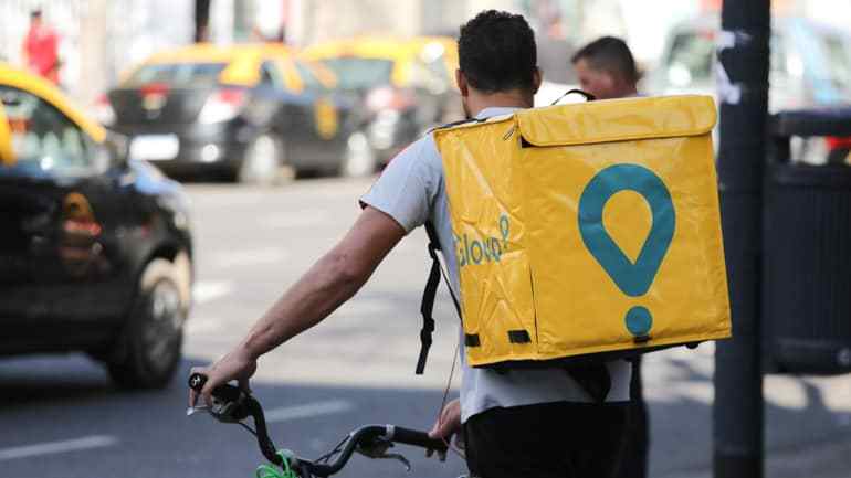 Los salarios perdieron contra la inflación en mayo, según datos del INDEC