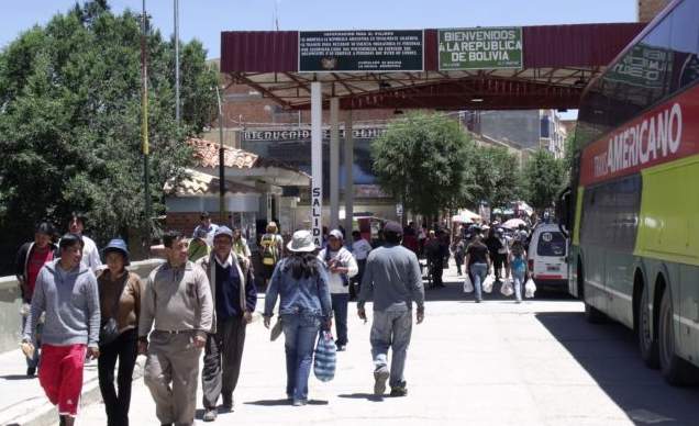 Bolivianos varados por cuarentena, pudieron regresar a su país