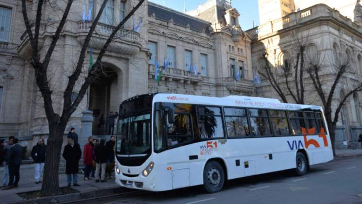 La línea 520 llegará hasta el aeropuerto