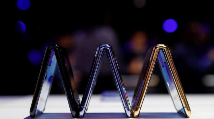Los celulares “con tapita” tendrán continuidad con nuevos modelos plegables