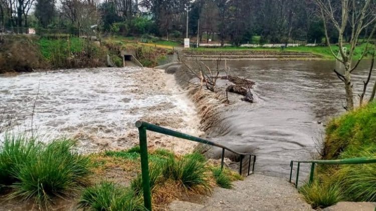 Importante crecida de ríos y arroyos en la Comarca Serrana