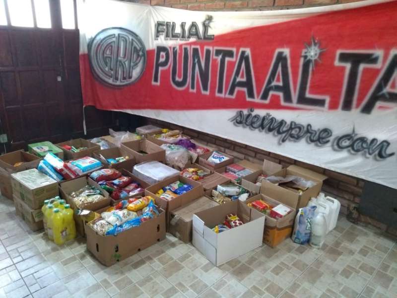Punta Alta: la filial de River Plate donó alimentos y elementos de limpieza