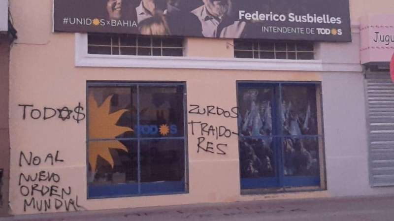 La Asociación Israelita y la DAIA condenaron el ataque a la sede del Frente de Todos