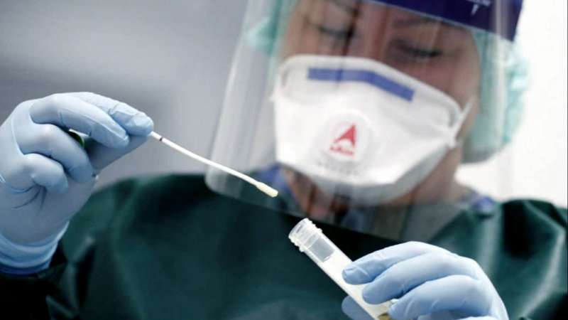 Coronavirus: sólo 14,31% de los casos confirmados son personas mayores de 60 años