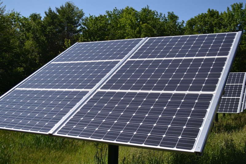 Instalarán paneles solares en escuelas del sur de la provincia