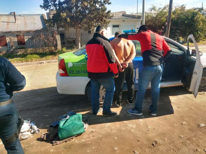 Detuvieron a uno de los acusados de desvalijar casas en Monte Hermoso