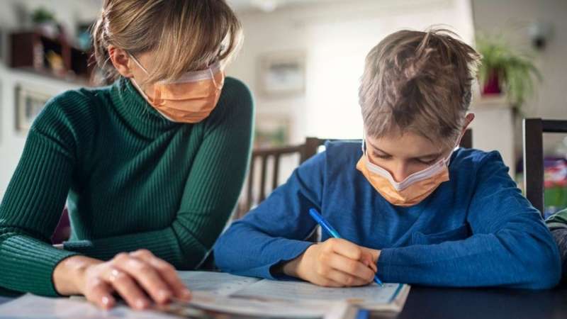 Afirman que los niños “pueden resistirse a separarse de sus padres” ante el inicio de clases