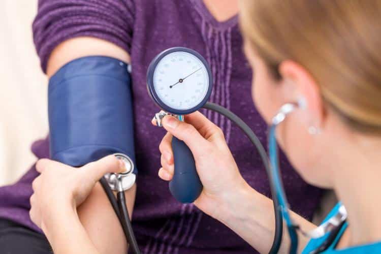 Proponen suspender el pago de matrículas al personal de enfermería bonaerense