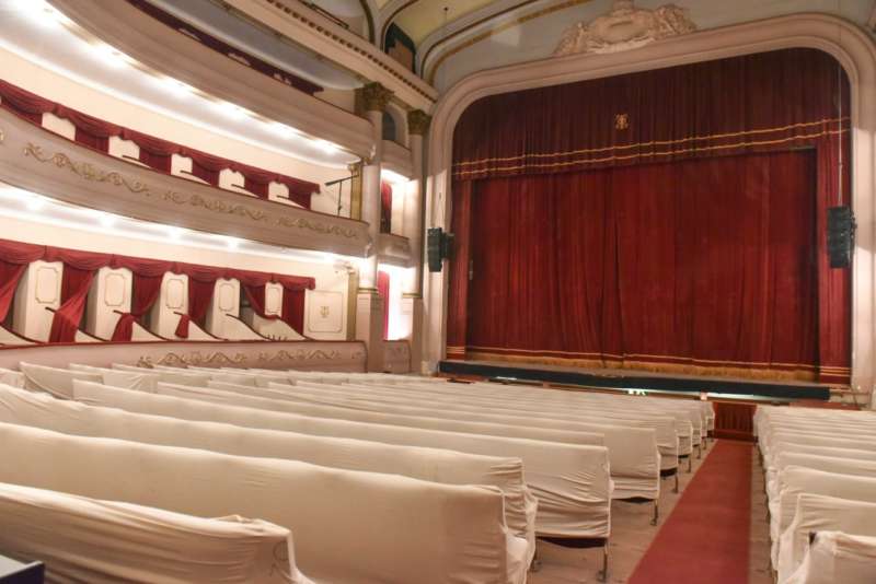 Oficializan permiso para realizar actividades teatrales y musicales en provincia de Buenos Aires