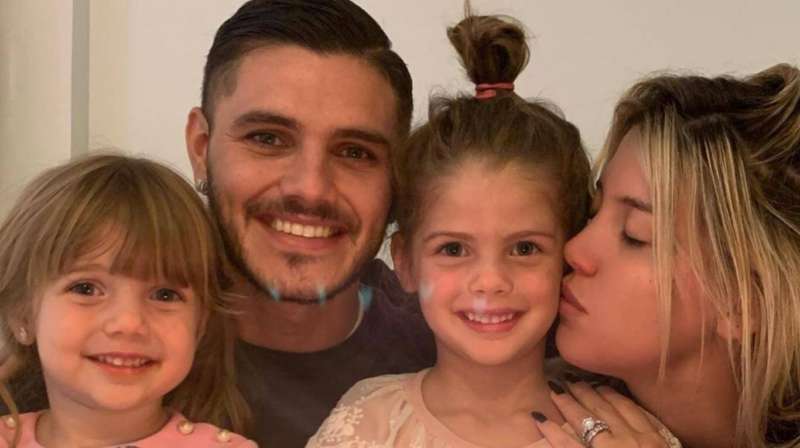 Wanda Nara y Mauro Icardi le hicieron un regalo a sus hijas que despertó todo tipo de críticas en las redes