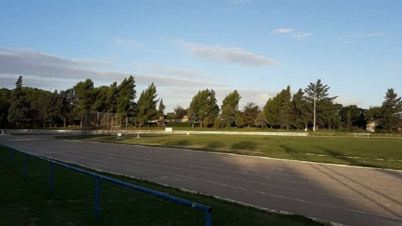 Abre la pista de atletismo en las Tres Villas