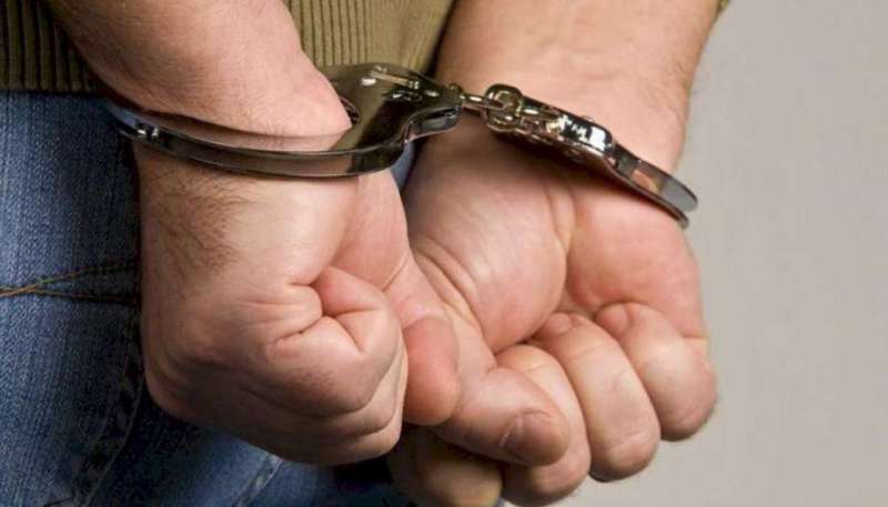Estuvo prófugo 8 años, lo detuvieron y lo condenaron por tener drogas para la venta