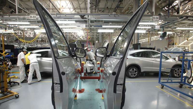 Día de la Industria: el Gobierno anuncia créditos blandos por $455.000 millones y subsidios para reactivar la producción