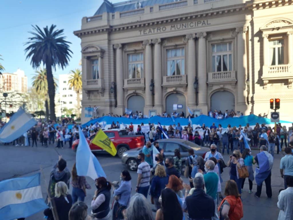 Así se vivió el banderazo del 12O en Bahía Blanca