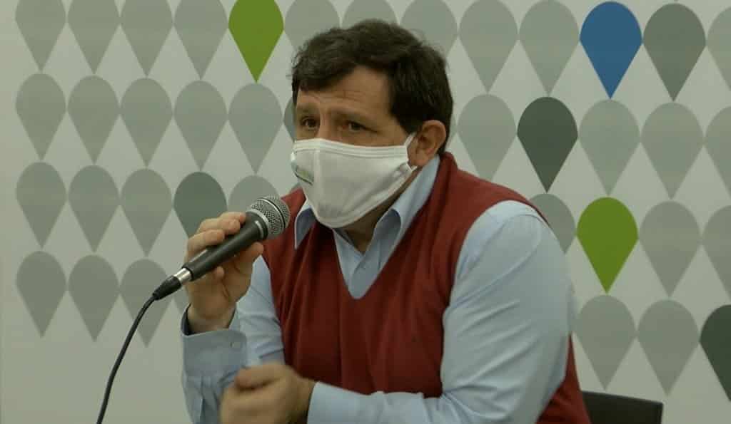 “Yo por ahora no me voy a vacunar” dijo el secretario de salud