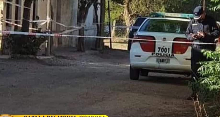 Un hombre mató a su hijo de 10 años, hirió gravemente a su hija de 6 y le mandó una foto a la madre