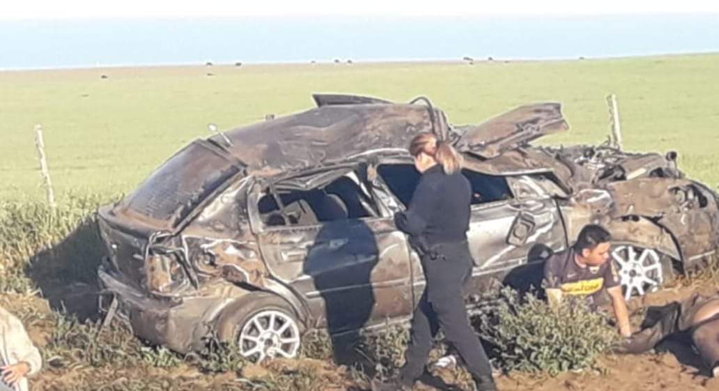 Dos personas heridas tras un vuelco