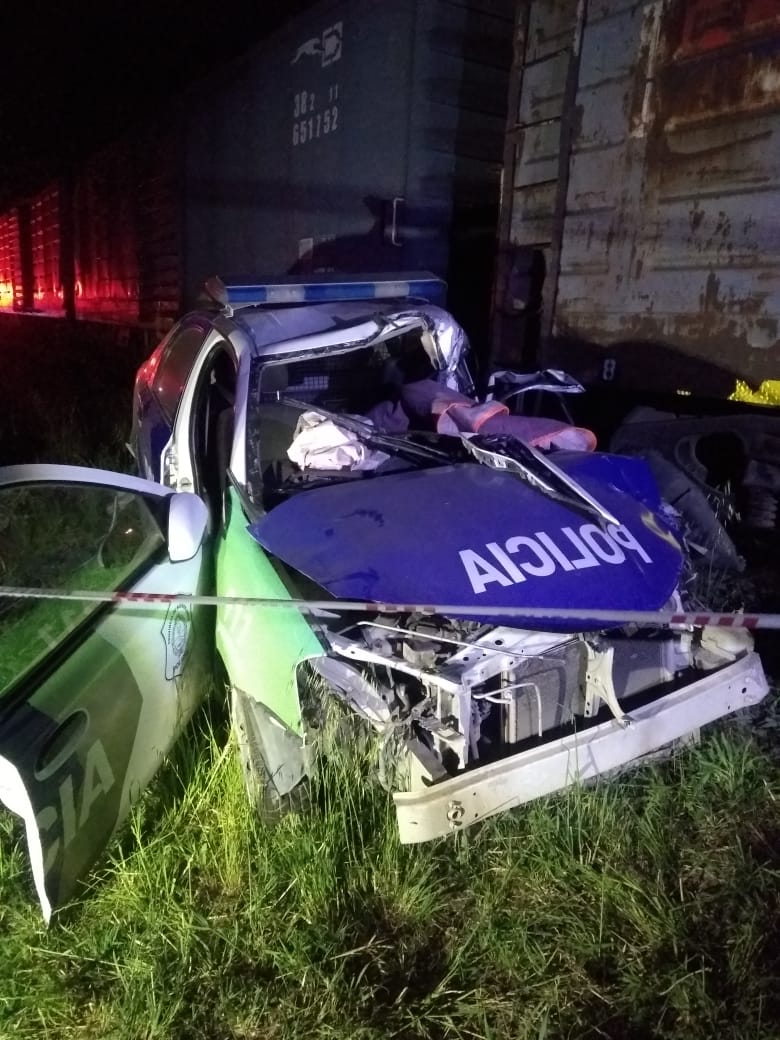 Un tren arrolló a un patrullero en la ruta 51 y murió un policía