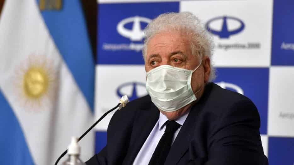 Coronavirus: Ginés González García confirmó que este mes habrá dos nuevos medicamentos para el tratamiento