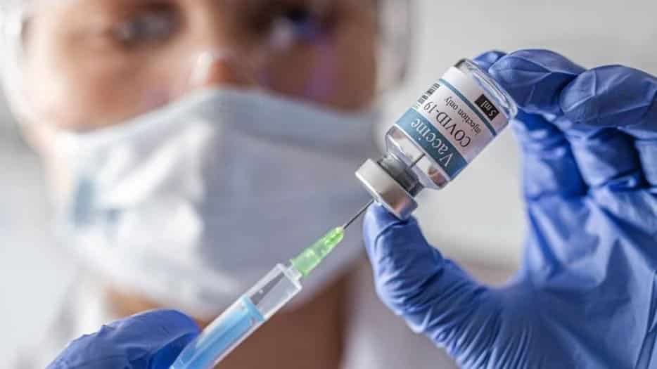 El Reino Unido autorizó las vacunas de Pfizer y BioNTech