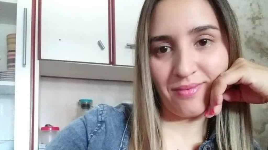 Femicidio en Tucumán: apuñaló a su pareja, la abandonó en un hospital y se entregó a la Policía