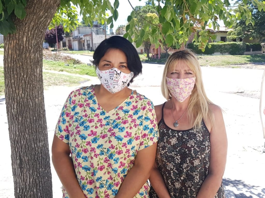 Falta de agua en Bahía: vecinas que coordinan el envío de camiones a los domicilios