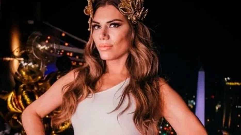 Flor de la V asumió que lo pasa muy mal en la playa: “Hay una obsesión con la entrepierna de las mujeres trans”