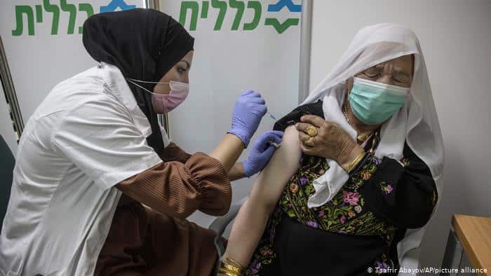 Israel avanza con su hábil estrategia de vacunación