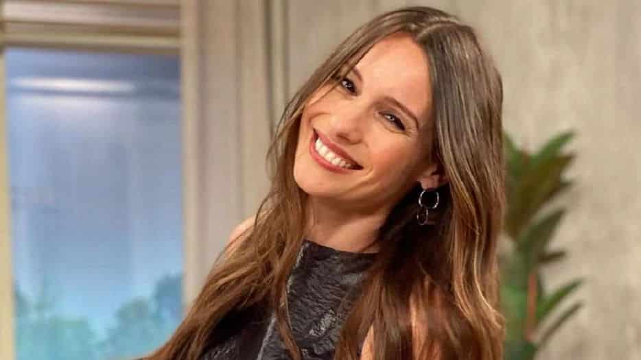 Pampita sorprendió por la cantidad de zapatos que tiene en su vestidor: “Uso nueve pares por semana”