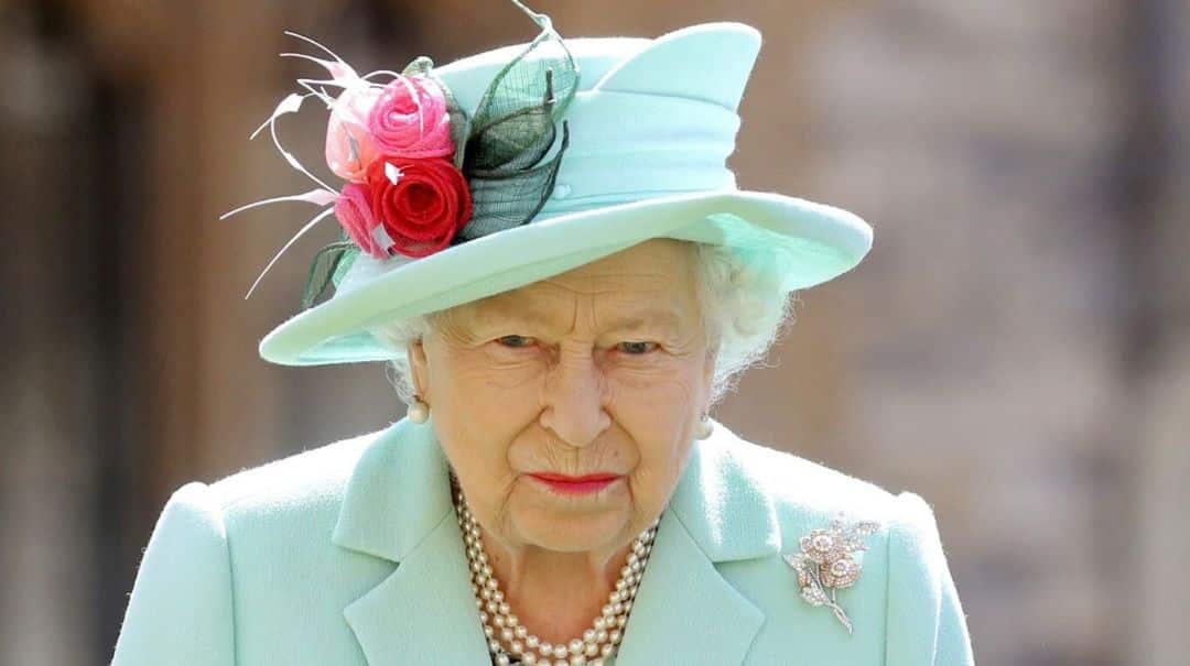 Afirman que la reina Isabel II presionó al gobierno británico para ocultar parte de su fortuna