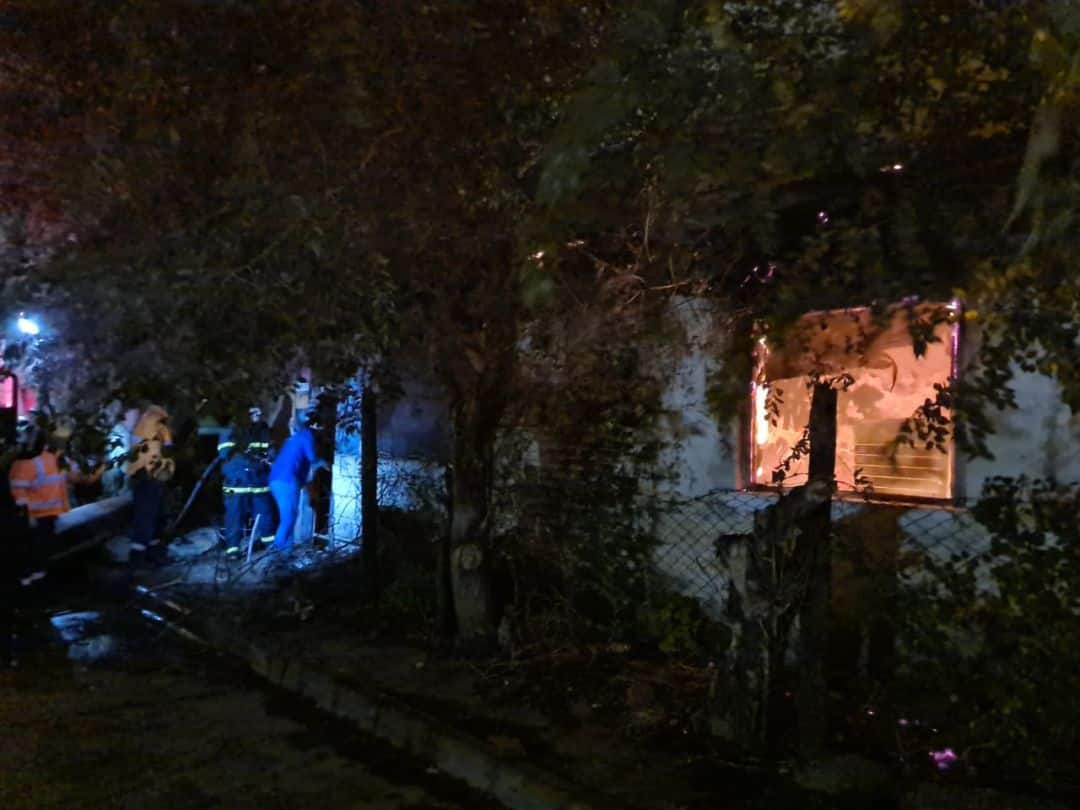 Un incendio provocó grandes pérdidas en una vivienda de Tiro Federal