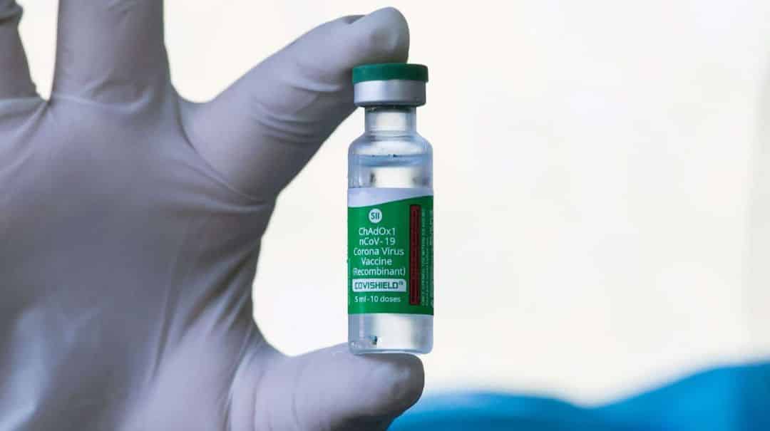 Coronavirus: Sudáfrica revendió un millón de vacunas de AstraZeneca