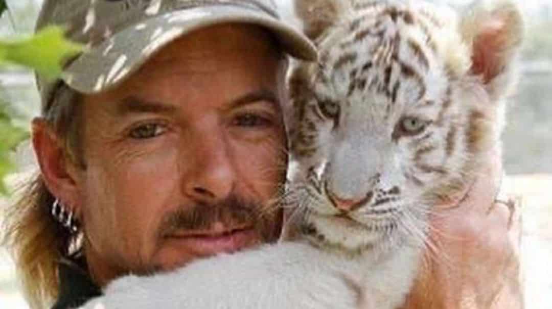 Se cumple un año del estreno de “Tiger King”: cómo pasa Joe Exotic sus días en prisión