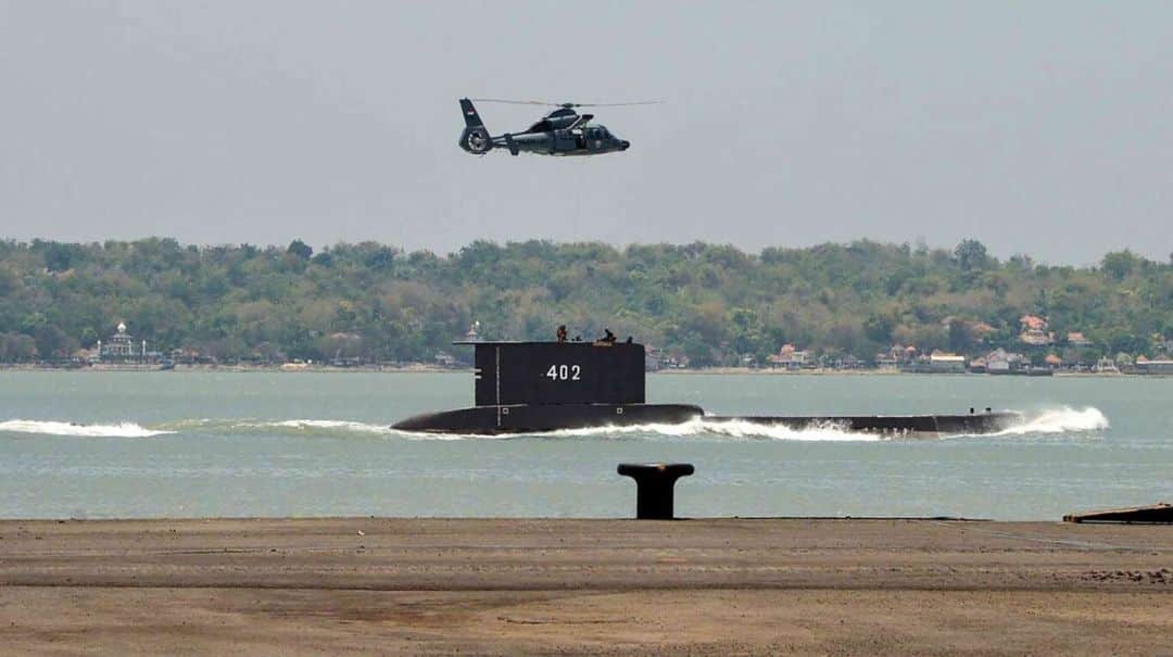 Un submarino con 53 personas a bordo desapareció en Indonesia y hay una búsqueda contrarreloj para encontrarlo
