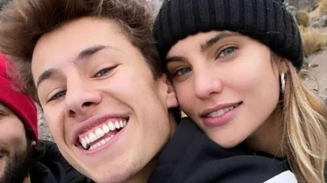 Macarena Achaga y Juanpa Zurita, de la serie de Luis Miguel, confirmaron su romance en las redes