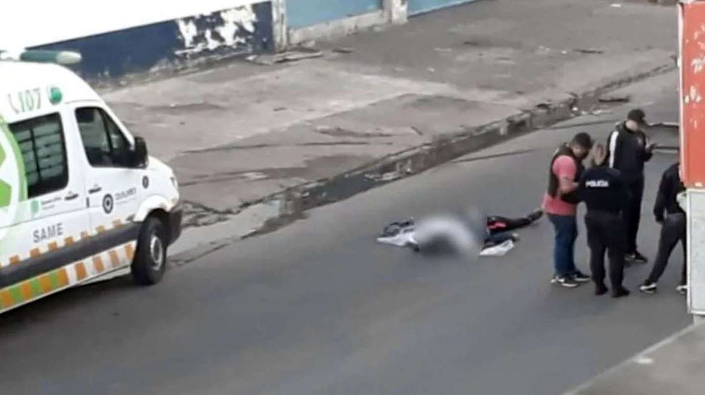 Otro policía mató a balazos a un motochorro
