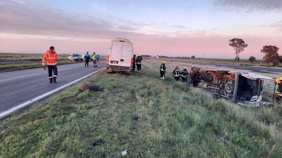 Cuatro personas heridas en un accidente en la ruta 33