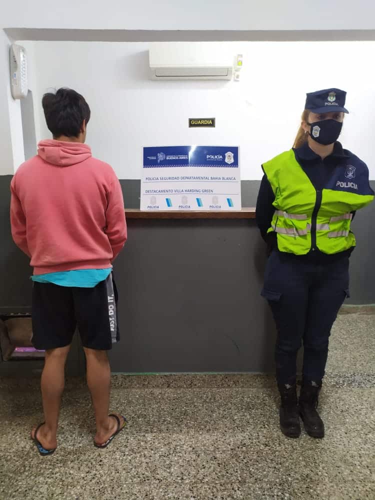 Lo detuvieron cuando rompió una prohibición de acercamiento para ir a agredir a su ex pareja